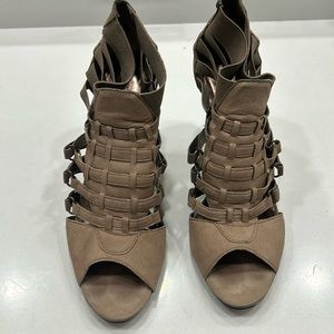 Nine West Japar Tan Chunky Heel